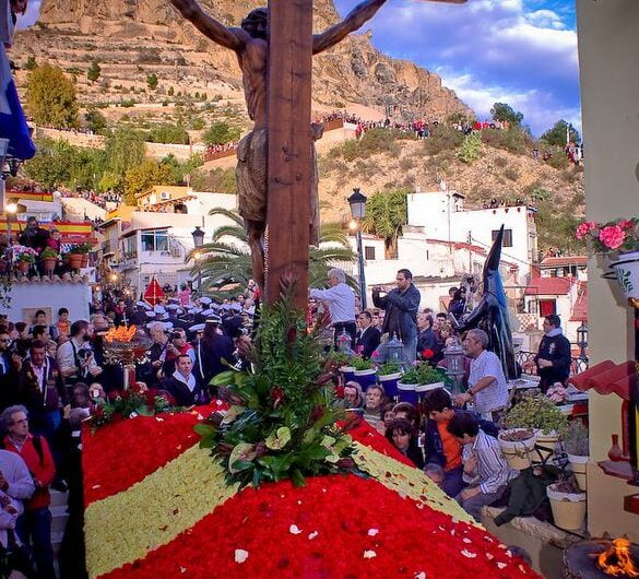 Semana Santa Alicante 2025: Guía Completa de Procesiones y Momentos Inolvidables