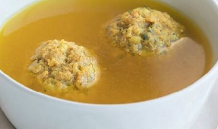 RECETA CALDO CON PELOTAS ALICANTE