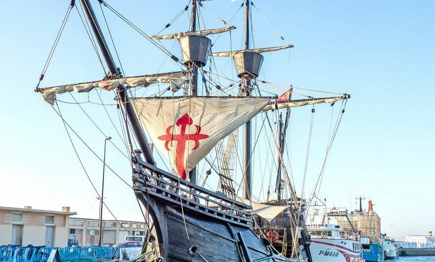 La Nao Victoria y el Pascual Flores en Santa Pola