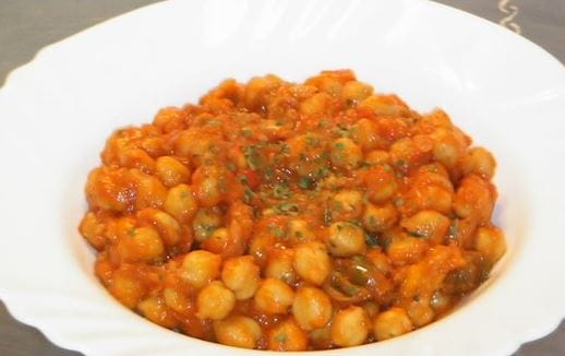 Garbanzos Encebollados muy Fáciles de Hacer