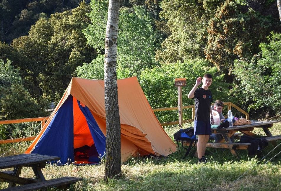 como acampar en la font roja